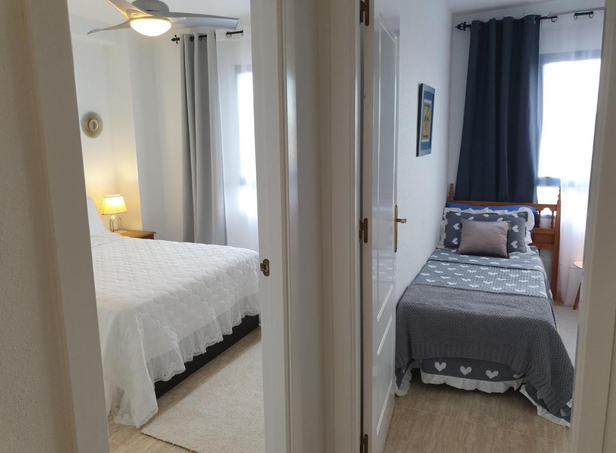 Apartment In Campoamor Overlooking The Swimming Pool エクステリア 写真