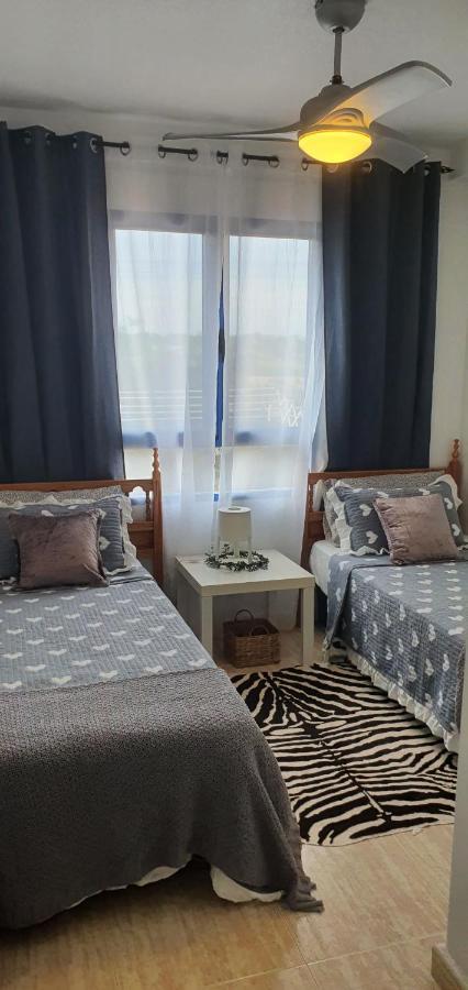 Apartment In Campoamor Overlooking The Swimming Pool エクステリア 写真